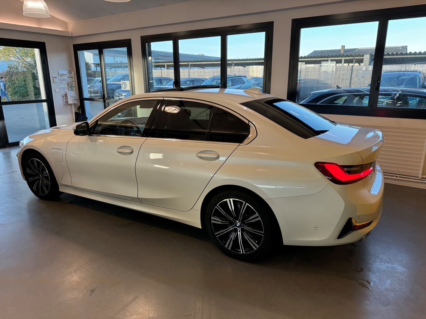 330ee
